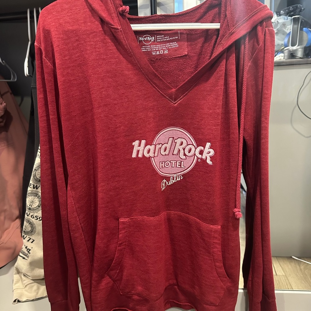 Hard Rock Cafe Burgundy Garment